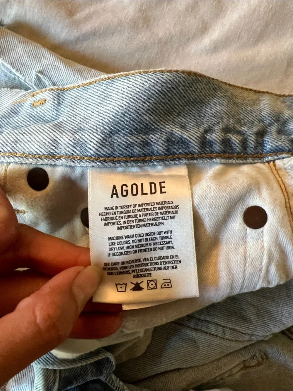 AGOLDE Dee Cotton Denim Cutoff Shorts in Jinx - Size 27 - Picture 7 of 13